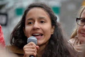 Berta-Cáceress-daughter-Bertha-Zúniga-Cáceres-calls-for-an-independent-investigation-into-her-mothers-murder-at-the-March-rally.-Cave-photo-1024x683