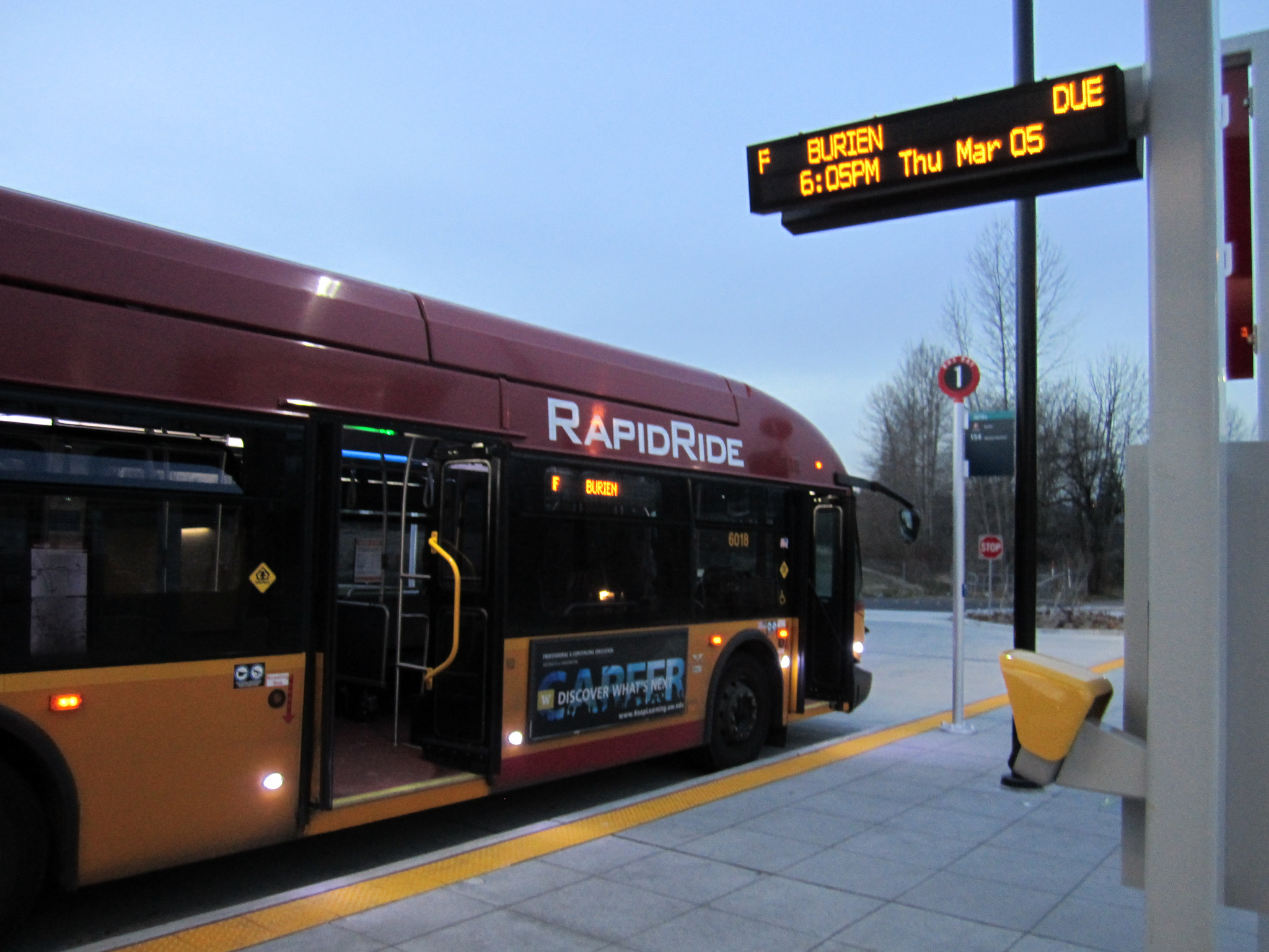 King County Metro RapidRide bus. Photo: SounderBruce. CC BY-SA 2.0