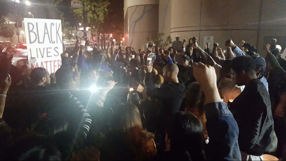 Protest of the killing of Marshall Miles outside of main downtown jail, Nov. 2. Credit: A. Ray Harvey