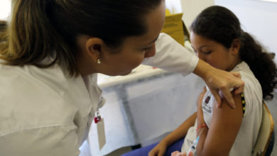 HPV vaccination. Photo: Pan American Health Organization PAHO (CC BY-ND 2.0)