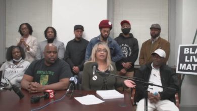 Mariah Crenshaw, CEO of Chasing Justice, holds a press conference announcing a mandamus filed in the Supreme Court of Ohio, demanding non-compliant officers be held accountable. Liberation photo