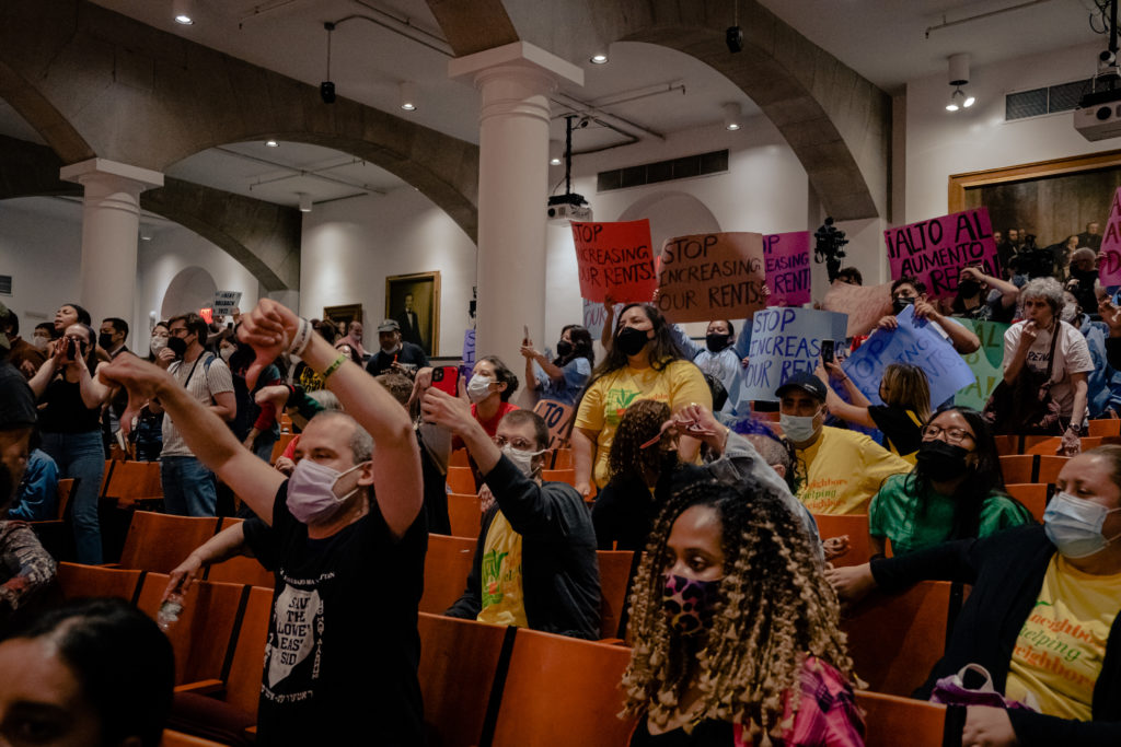 Tenants express their disapproval of the RBG vote to increase rent. Liberation photo.
